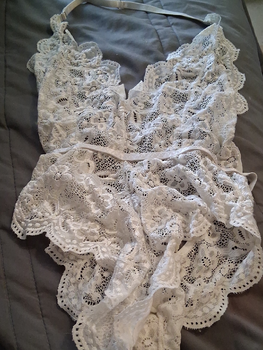 Women's Cream Lace Bodysuit Romper - Elegant Sleeveless Intimate Size Small